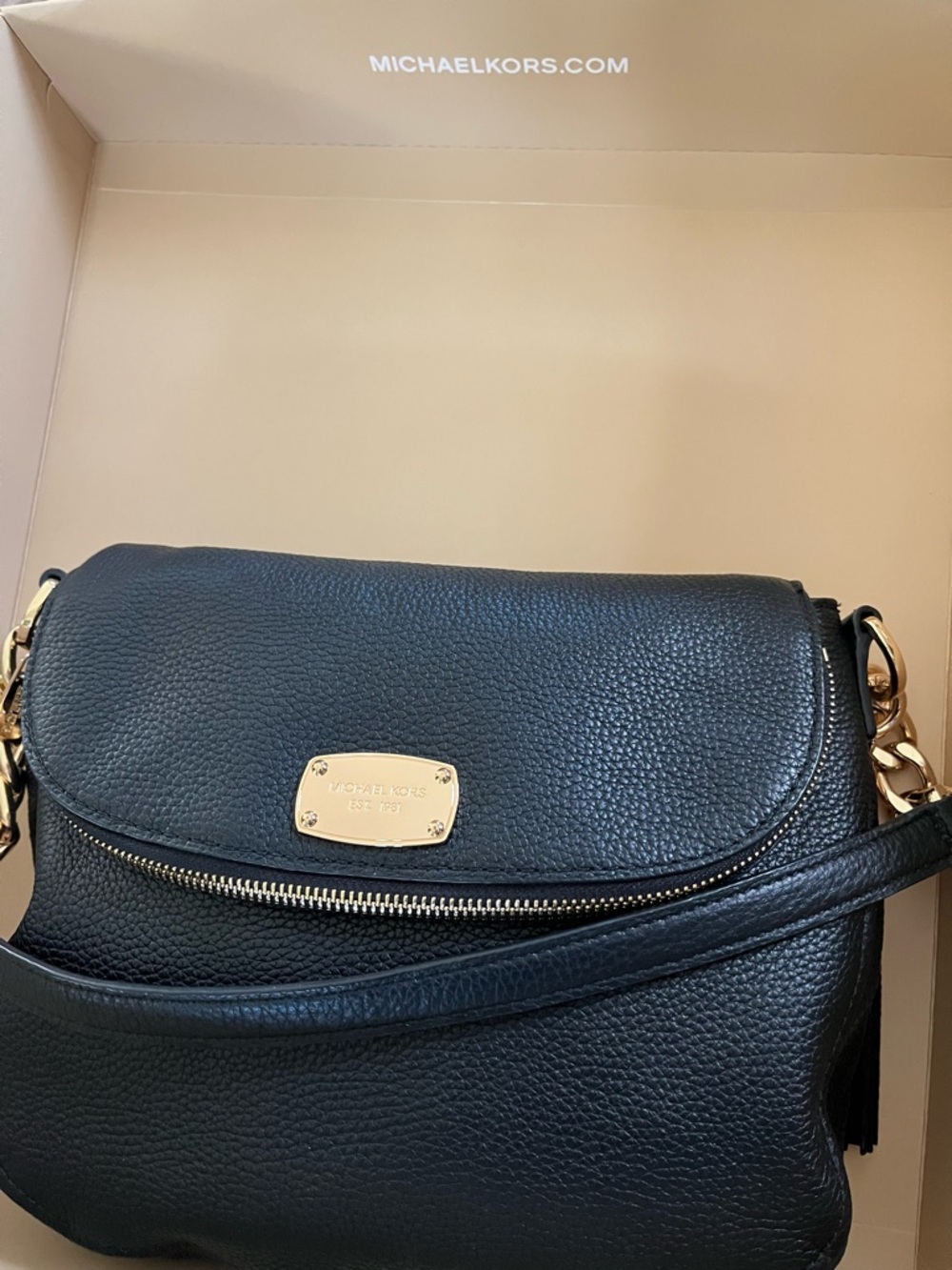Michael Kors Black Pebbled Leather Shoulder Bag with Gold Hardware - Picture 6 of 11